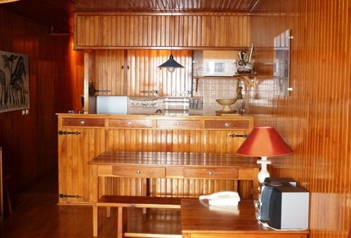 Pleasant three-room apartment for 7 people, in the center of the resort,...