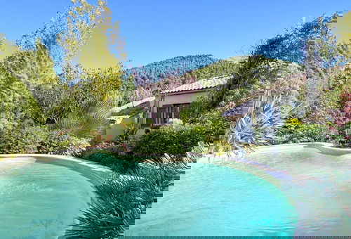 Villa Sud Luberon en Provence au calme avec piscine 12 Personnes