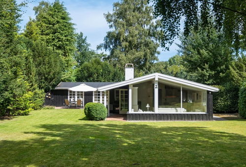 Haus 4 Zimmer Hornbæk