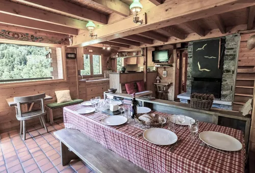 Chalet 6 bedroom Les Allues