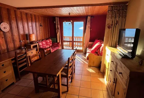 Apartment 2 bedroom Les Belleville