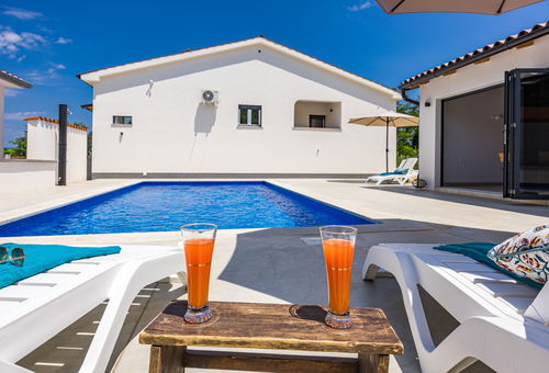 Villa 3 bedroom Boljevići