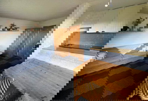 Residence 100 m from the slopes and 400 m from the resort center. 