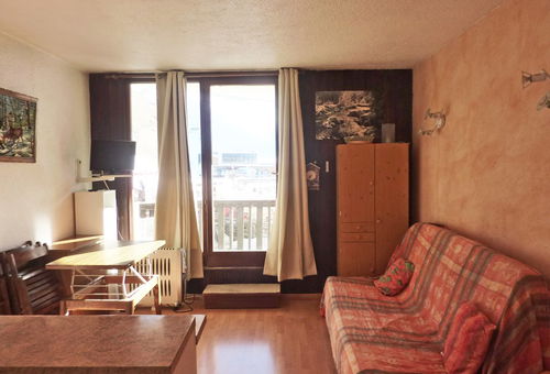 Idéalement situé en coeur de station vue sur les pistes.