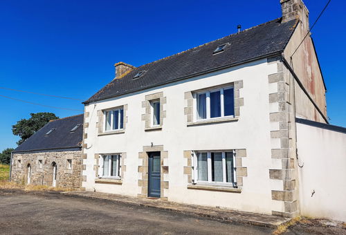 Villa 4 bedroom Plouégat-moysan