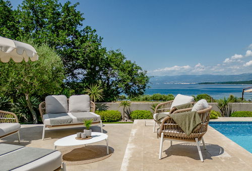 Villa 4 bedroom Malinska