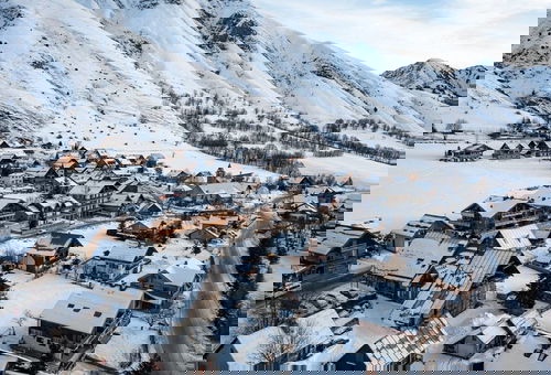 This beautiful flat, decorated with care and warmth, awaits you in this new...