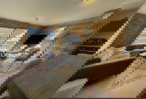 This beautiful duplex flat, decorated with care and warmth, awaits you in...