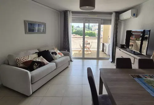 Apartment 2 bedroom Cogolin