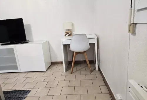 Apartment 1 bedroom Nîmes