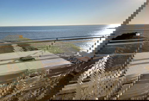 360° view of the Atlantic Ocean, Fort du Chay Residence. Terrace...