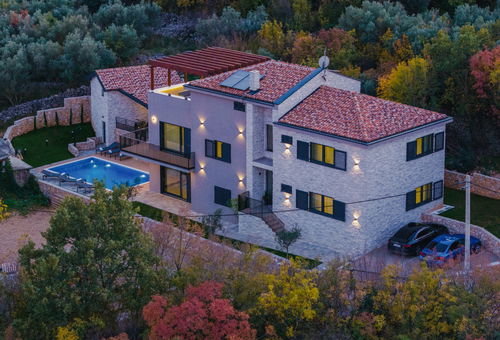 Villa 5 bedroom Dobrinj