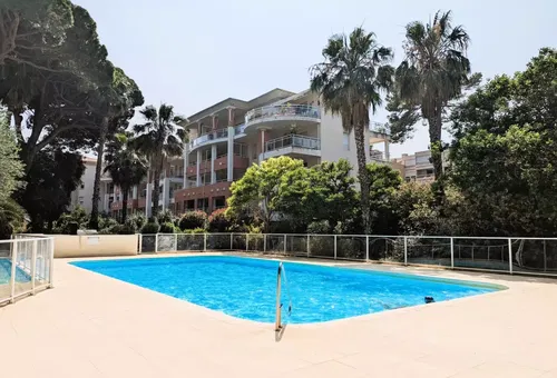 Apartment 2 bedroom Hyères