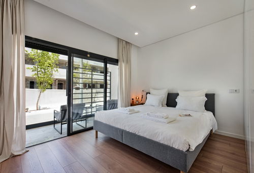 Sunny Apartments F
