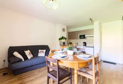 Apartment 2 bedroom Bourisp