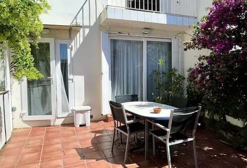 Villa 3 bedroom Wayne