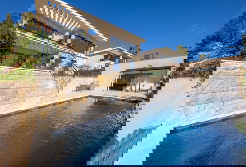 06BK - Superbe villa contemporaine vue mer