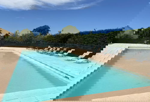 04B3: Beau T3 au coeur des lavandes - piscine