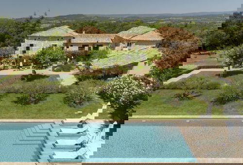 Superbe mas à louer dans le Luberon - Infiniment Bonnieux