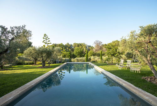 LOCATION SAISONNIERE PARADOU - SUPERBE MAS AVEC PISCINE AU CALME