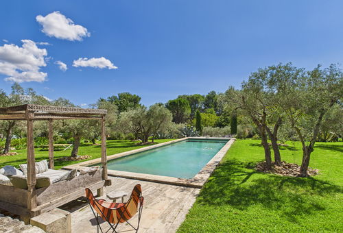 LOCATION SAISONNIERE PARADOU - SUPERBE MAS AVEC PISCINE AU CALME