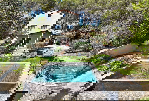 Altinea - Family Home with Infinity Pool