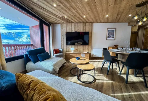 Apartment 2 bedroom Les Belleville