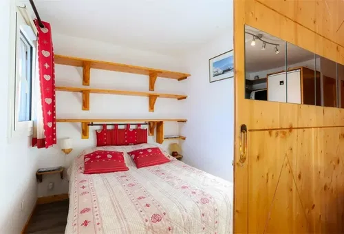 Apartment 2 bedroom Les Belleville