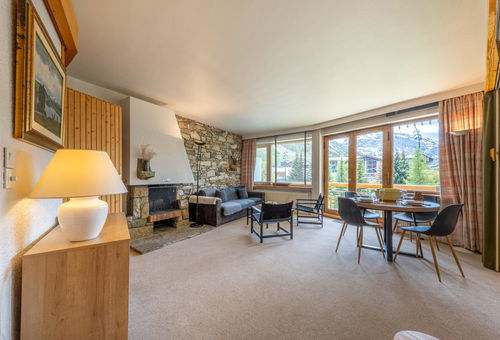 2 Pièces de 45 m2 pouvant accueillir 2 personnes
Au 2° étage de la résidence...