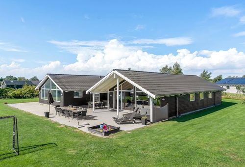 Villa 6 bedroom Idestrup