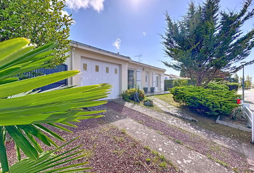 Villa 2 bedroom Saint-michel-chef-chef