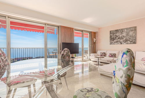 Apartment 2 bedroom Nice