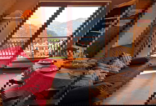 Notre-Dame-de-Bellecombe (73) - Résidence L'Amplitude
Studio with mezzanine...