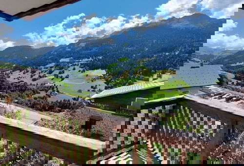 2nd floor apartment with Mont Blanc view, 2 rooms with 1 bedroom, balcony...