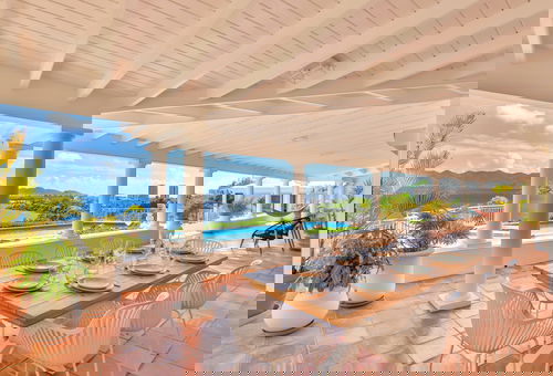 Villa Fields of Ambrosia in Sint-Marteen