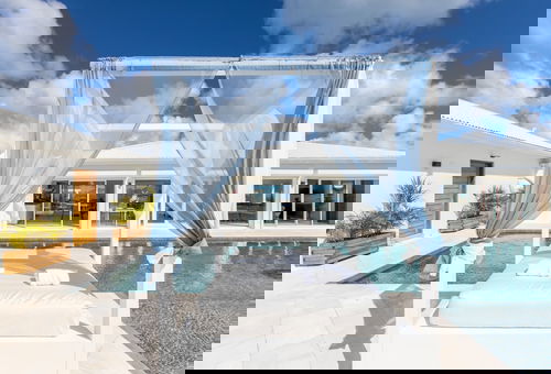 Villa Infinity Blue in Sint-Marteen