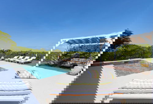 Villa Les Oliviers in Sint-Marteen