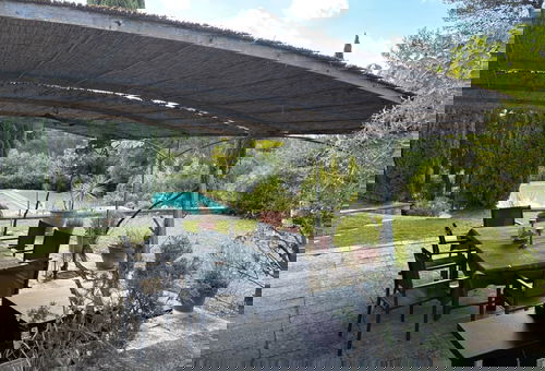 Countryside villa with swimming pool