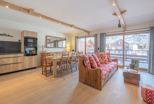 ALPE D'HUEZ - Vieil Alpe

Situé retour skis aux pieds à l'Alpe d'Huez, à...