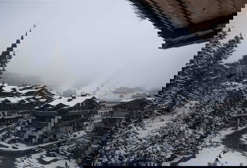 Appartement entièrement rénové au coeur de Courchevel 1850, joliment décoré...