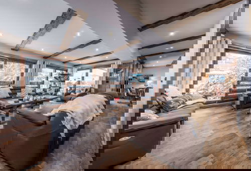 Appartement entièrement rénové au coeur de Courchevel 1850, joliment décoré...