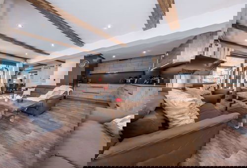 Fully renovated apartment in the heart of Courchevel 1850, beautifully...