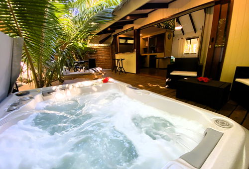 MOOREA - The une conciergerie Creek spa