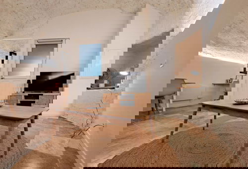 Studio atypique Vieille ville Villeune-Loubet - BENAKEY