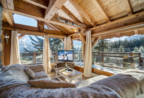 Chalet L&#39;Ecureuil On the roof