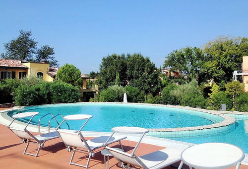 Borgo del Torchio F1 ByBookinggardalake