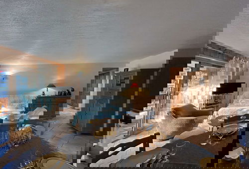 Méribel (73) - Haut du centre - Résidence Le Krystor
Appartement 4 pièces -...