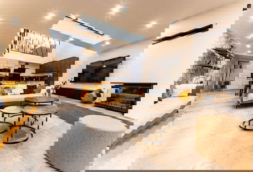 Élégant chai en pierre réhabilité – 4 chambres – 8 voyageurs – 145 m²