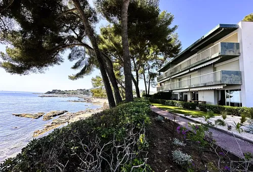 Apartment 2 bedroom Carqueiranne