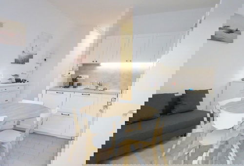 Pretty Appartement renovated in 2023, single storey with enclosed terrace 80...